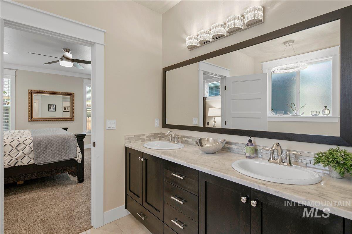 6119 N Farleigh Ave, Meridian, Idaho 83646, 5 Bedrooms, 3 Bathrooms, Residential For Sale, Price $1,099,900,MLS 98997488