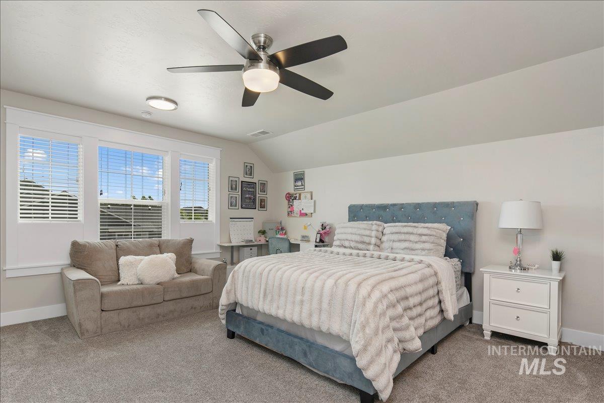 6119 N Farleigh Ave, Meridian, Idaho 83646, 5 Bedrooms, 3 Bathrooms, Residential For Sale, Price $1,099,900,MLS 98997488