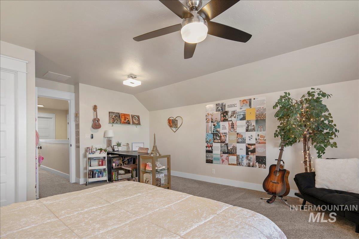 6119 N Farleigh Ave, Meridian, Idaho 83646, 5 Bedrooms, 3 Bathrooms, Residential For Sale, Price $1,099,900,MLS 98997488