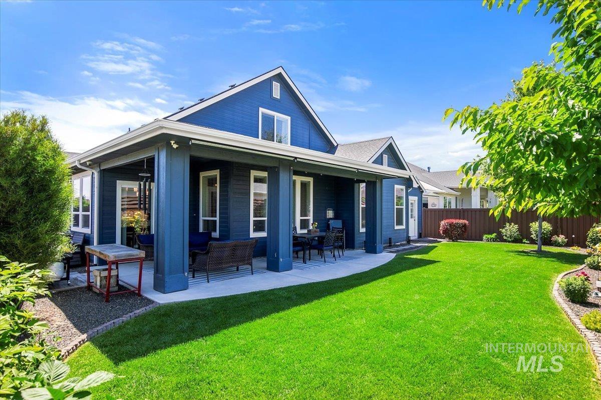 6119 N Farleigh Ave, Meridian, Idaho 83646, 5 Bedrooms, 3 Bathrooms, Residential For Sale, Price $1,099,900,MLS 98997488