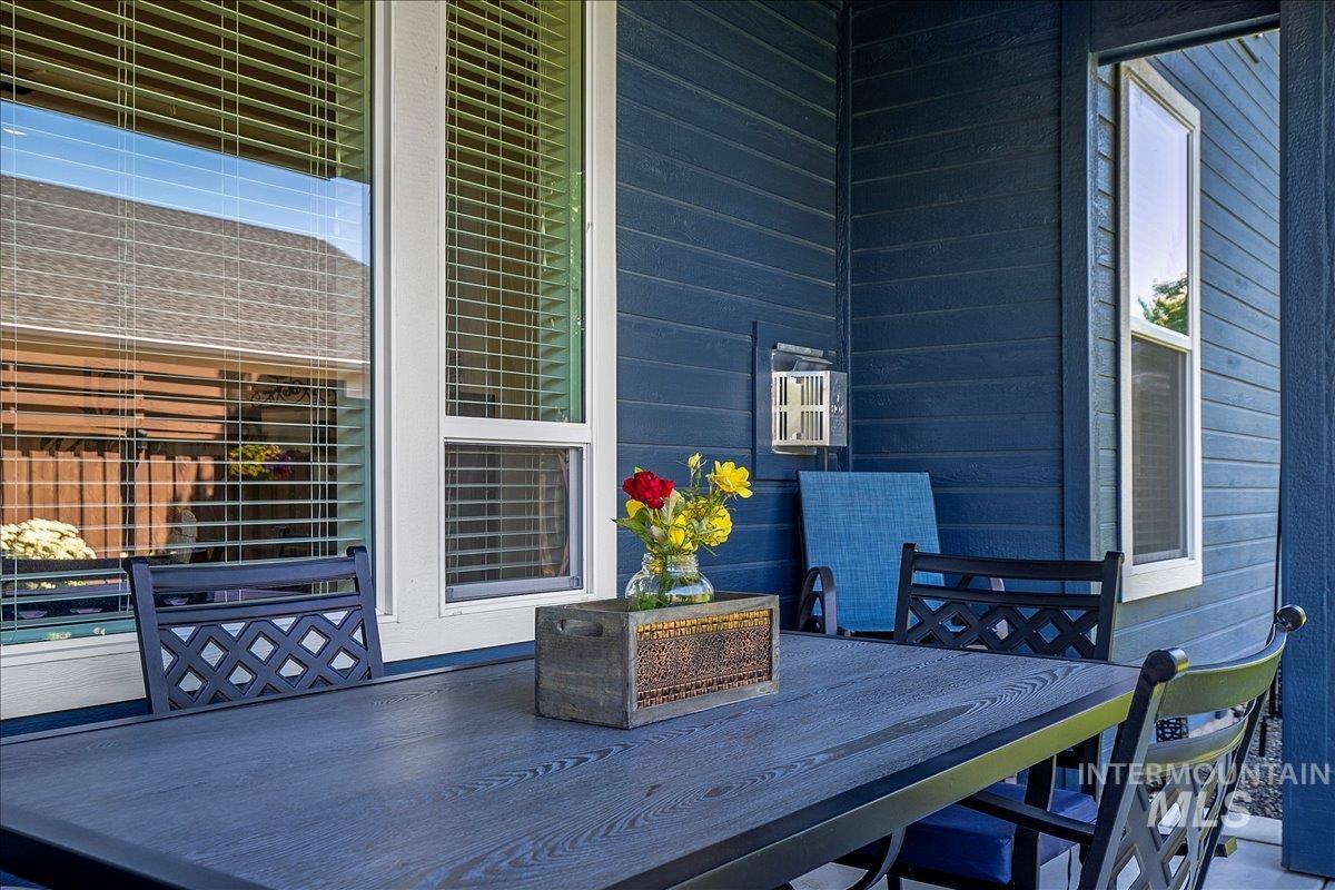 6119 N Farleigh Ave, Meridian, Idaho 83646, 5 Bedrooms, 3 Bathrooms, Residential For Sale, Price $1,099,900,MLS 98997488