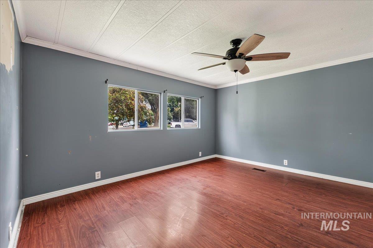 15881 Purple Sage Rd, Caldwell, Idaho 83706, 4 Bedrooms, 2 Bathrooms, Residential For Sale, Price $79,900,MLS 98997491