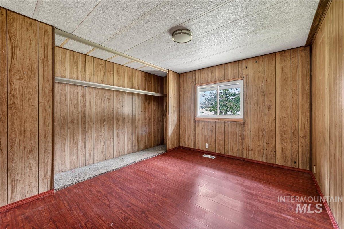 15881 Purple Sage Rd, Caldwell, Idaho 83706, 4 Bedrooms, 2 Bathrooms, Residential For Sale, Price $79,900,MLS 98997491
