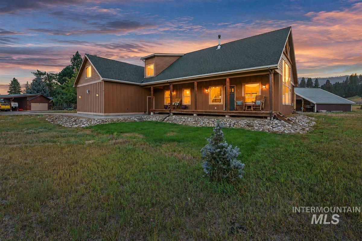 3 Boone Rd, Garden Valley, Idaho 83622, 3 Bedrooms, 2 Bathrooms, Residential For Sale, Price $669,000, 98997494