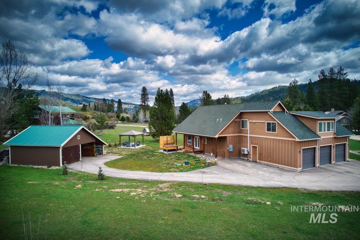 3 Boone Rd, Garden Valley, Idaho 83622, 3 Bedrooms, 2 Bathrooms, Residential For Sale, Price $689,000, 98997494