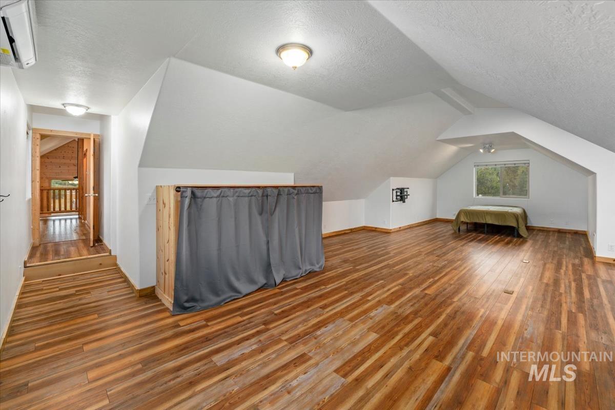 3 Boone Rd, Garden Valley, Idaho 83622, 3 Bedrooms, 2 Bathrooms, Residential For Sale, Price $669,000, 98997494