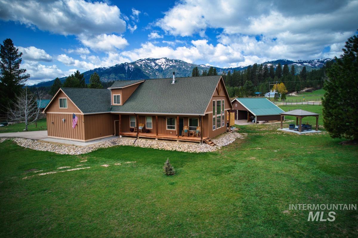 3 Boone Rd, Garden Valley, Idaho 83622, 3 Bedrooms, 2 Bathrooms, Residential For Sale, Price $689,000, 98997494