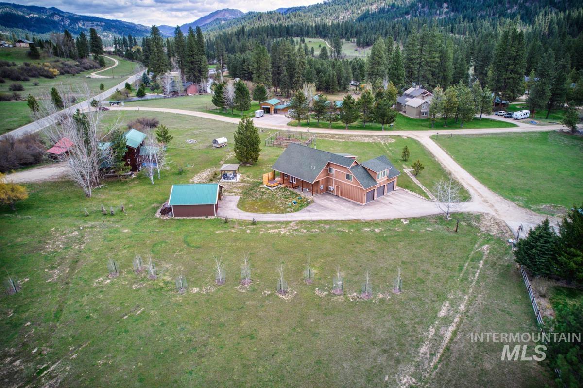 3 Boone Rd, Garden Valley, Idaho 83622, 3 Bedrooms, 2 Bathrooms, Residential For Sale, Price $689,000, 98997494