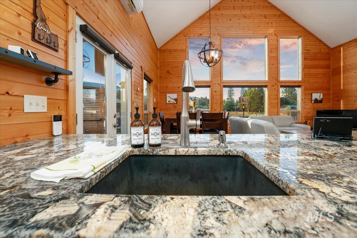 3 Boone Rd, Garden Valley, Idaho 83622, 3 Bedrooms, 2 Bathrooms, Residential For Sale, Price $669,000, 98997494
