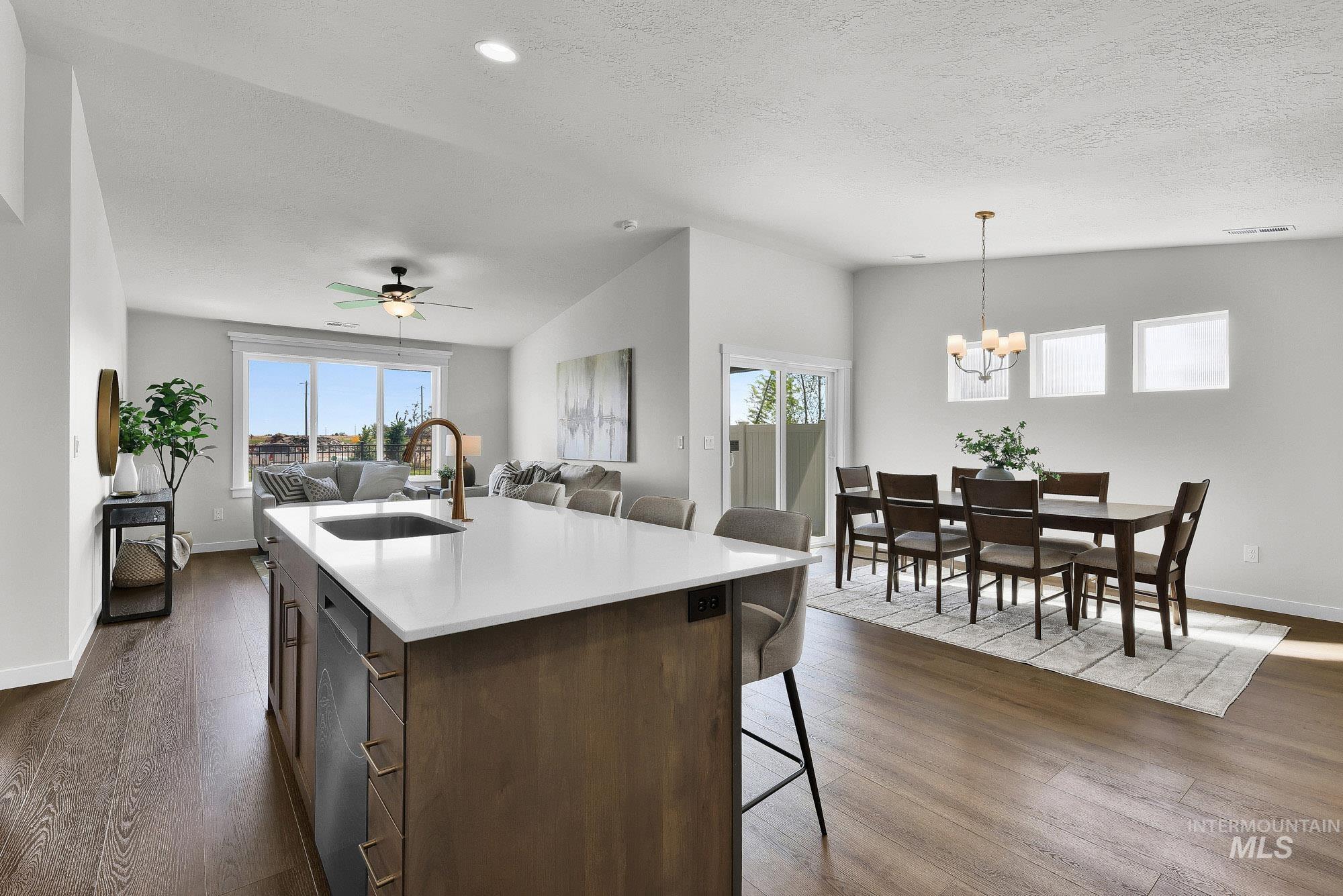 1321 W Jasper St, Meridian, Idaho 83642, 3 Bedrooms, 2 Bathrooms, Residential For Sale, Price $469,900,MLS 98997495