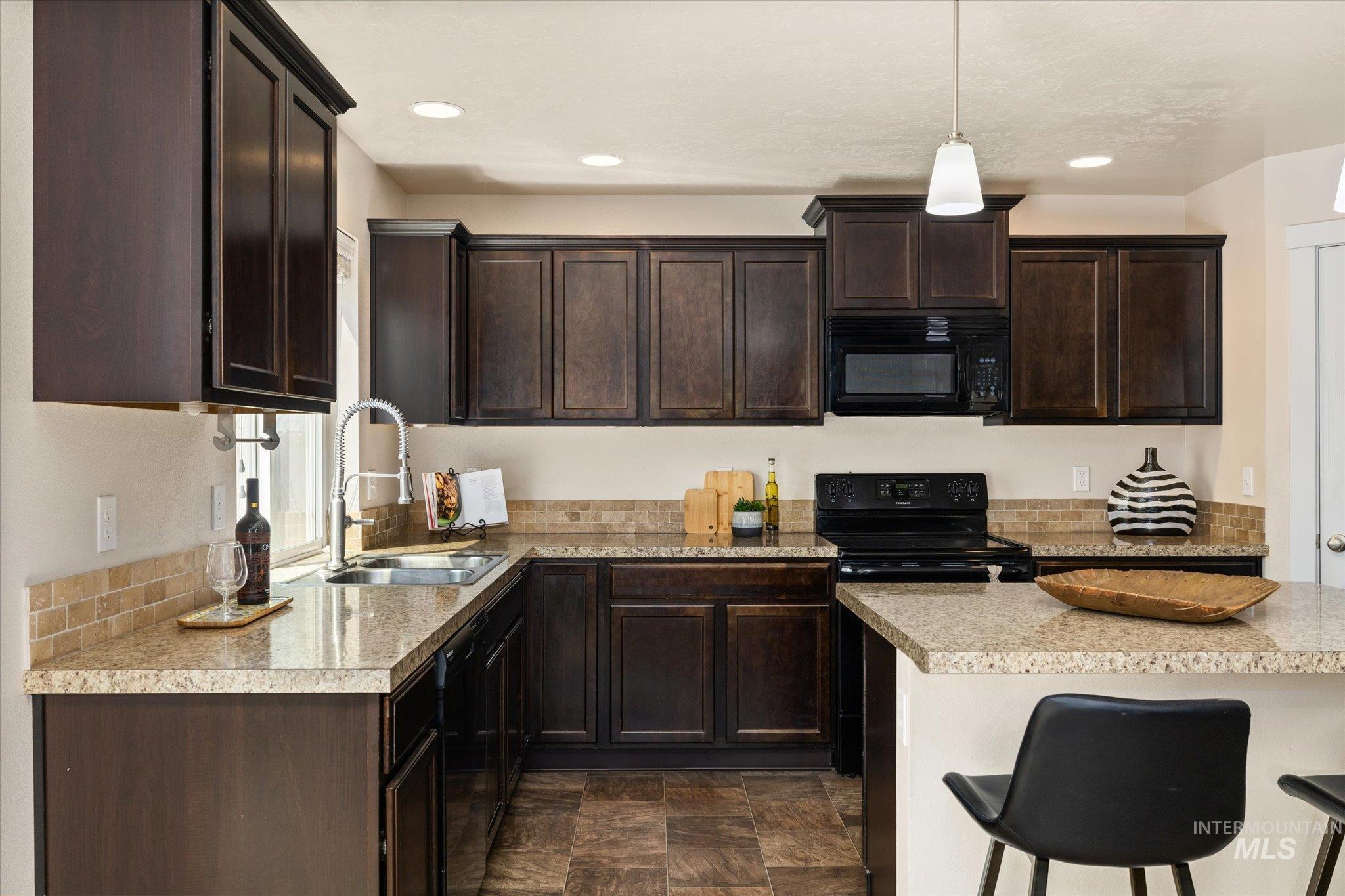 11135 W Dreamcatcher St, Boise, Idaho 83709, 4 Bedrooms, 2.5 Bathrooms, Residential For Sale, Price $540,000,MLS 98997496