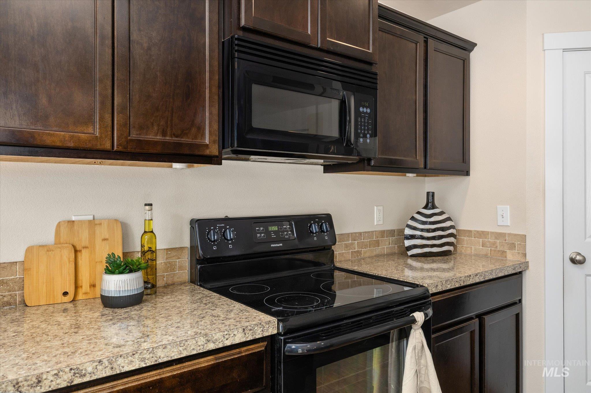 11135 W Dreamcatcher St, Boise, Idaho 83709, 4 Bedrooms, 2.5 Bathrooms, Residential For Sale, Price $540,000,MLS 98997496