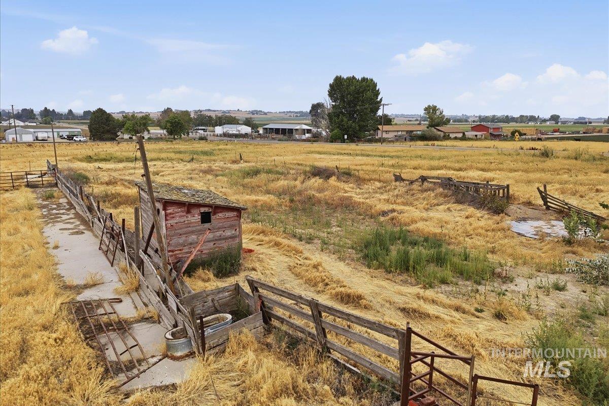 10909 Missouri Ave, Nampa, Idaho 83651, 3 Bedrooms, 2 Bathrooms, Residential For Sale, Price $600,000, 98997501