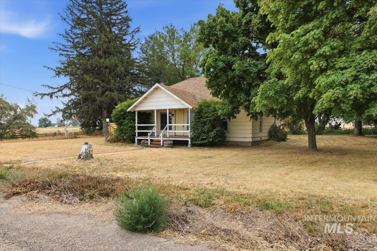 10909 Missouri Ave, Nampa, Idaho 83651, 3 Bedrooms, 2 Bathrooms, Residential For Sale, Price $600,000, 98997501