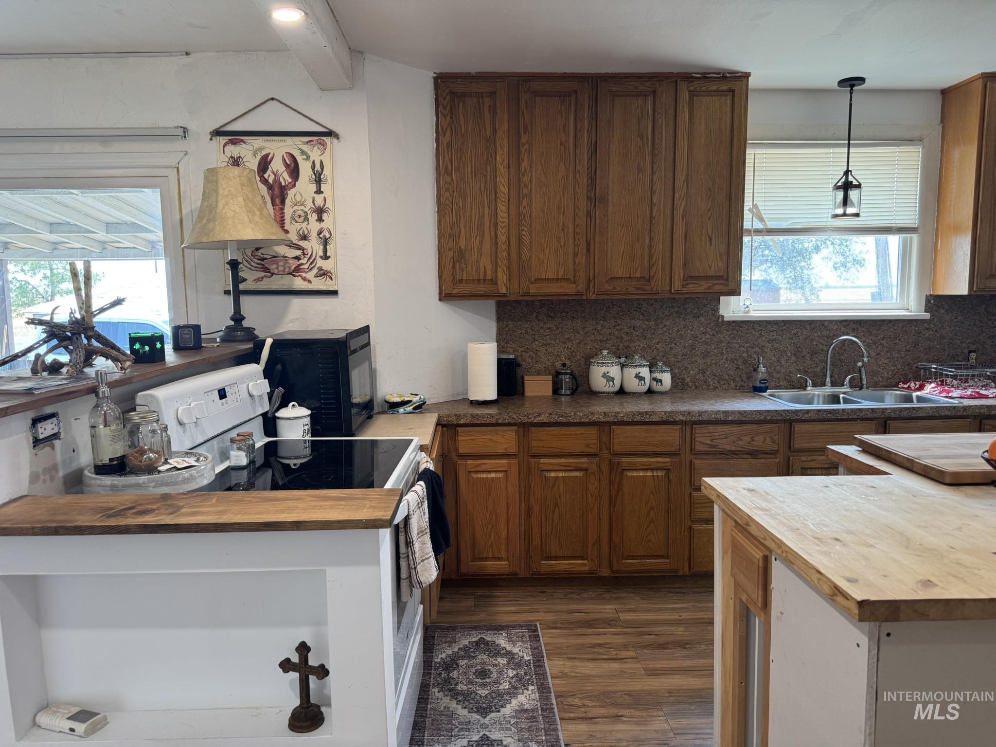 1329 N 1250 E, Richfield, Idaho 83349, 3 Bedrooms, 1 Bathroom, Residential For Sale, Price $275,000, 98997502