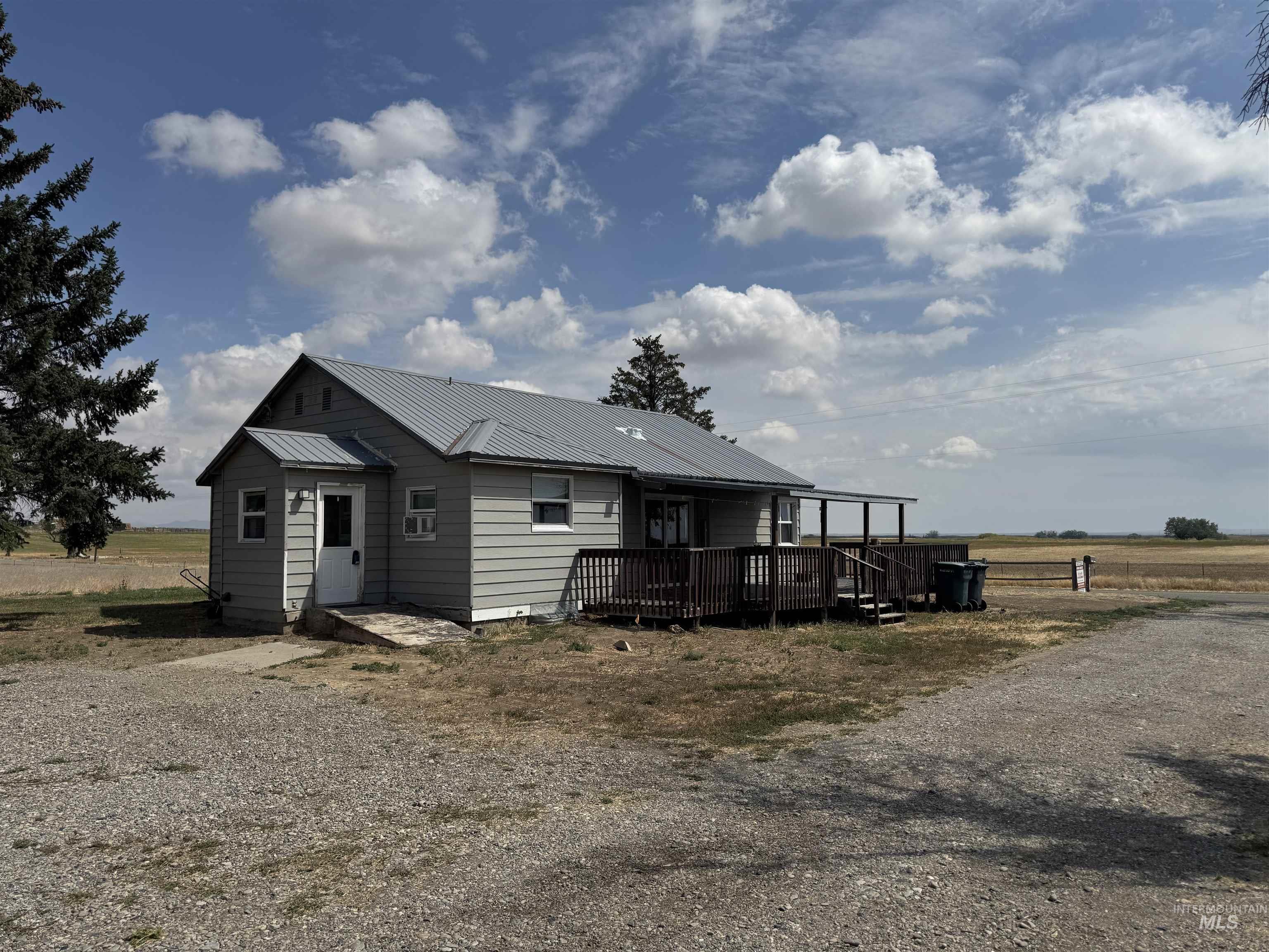1329 N 1250 E, Richfield, Idaho 83349, 3 Bedrooms, 1 Bathroom, Residential For Sale, Price $275,000, 98997502