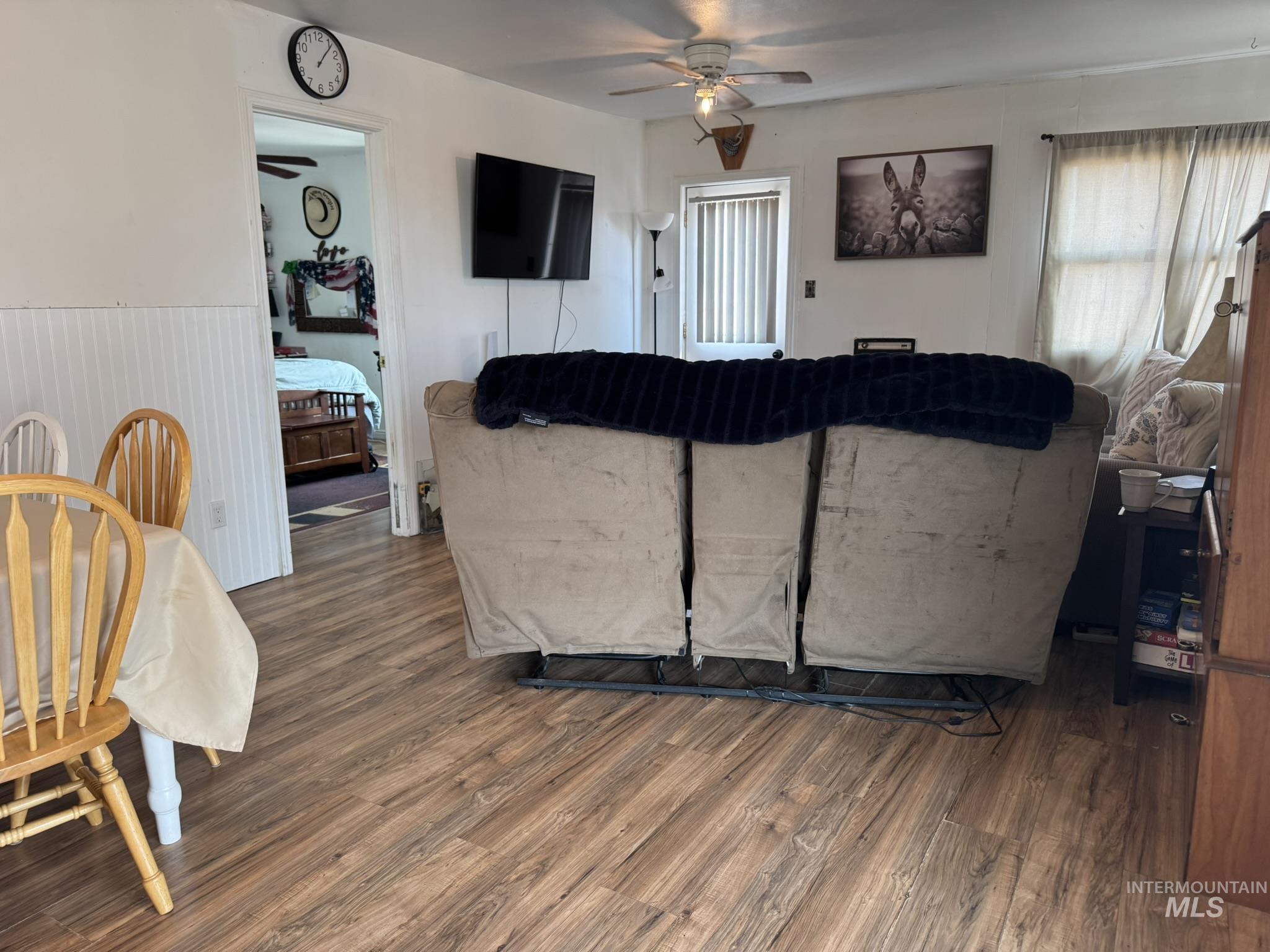 1329 N 1250 E, Richfield, Idaho 83349, 3 Bedrooms, 1 Bathroom, Residential For Sale, Price $275,000, 98997502