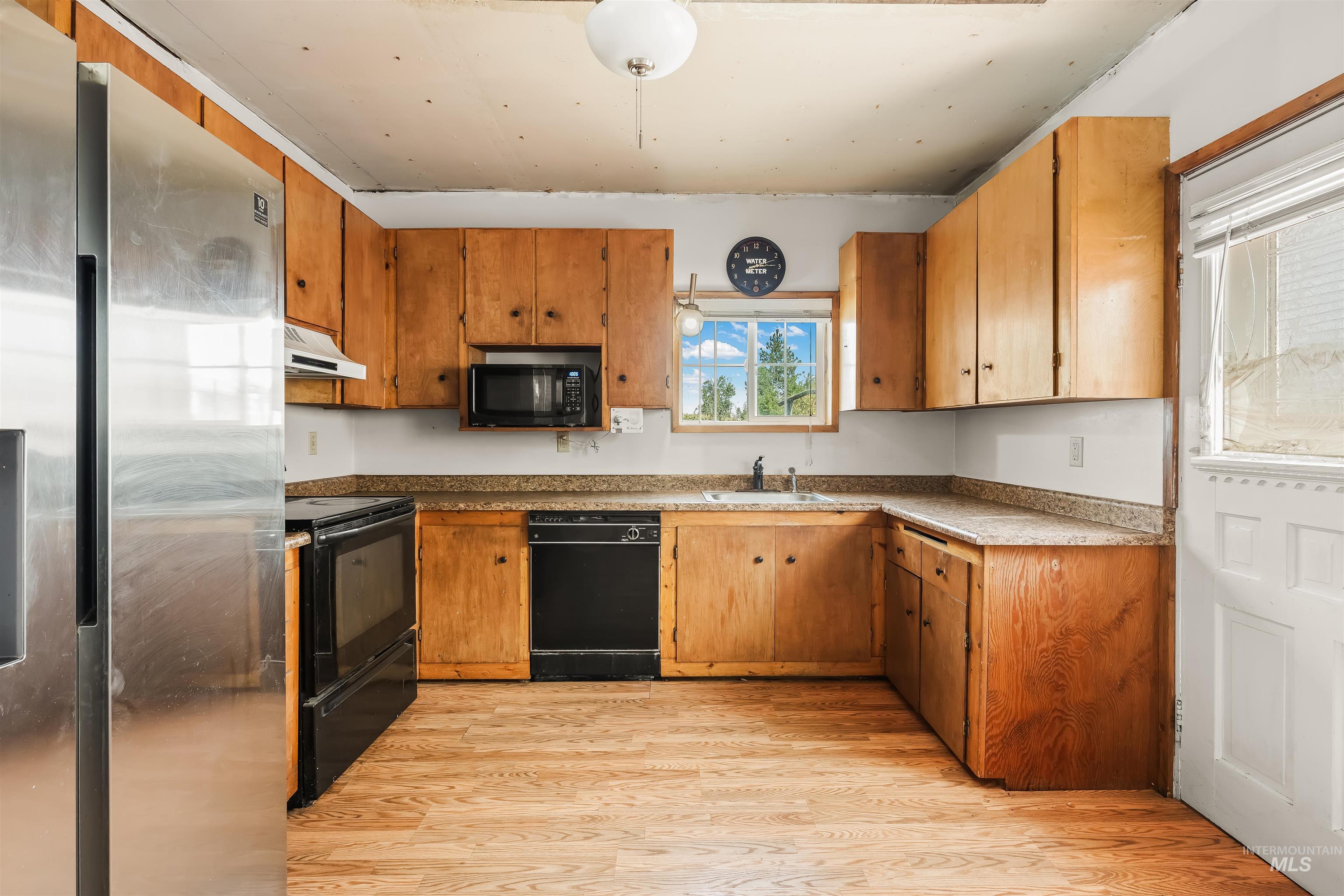 641 Croswell Ave, Reubens, Idaho 83548, 4 Bedrooms, 2 Bathrooms, Residential For Sale, Price $299,000, 98997503