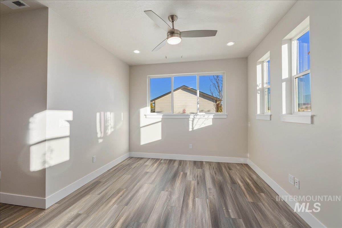 1408 N Cole Cottage Lane, Boise, Idaho 83704, 3 Bedrooms, 2.5 Bathrooms, Residential For Sale, Price $400,000, 98997504