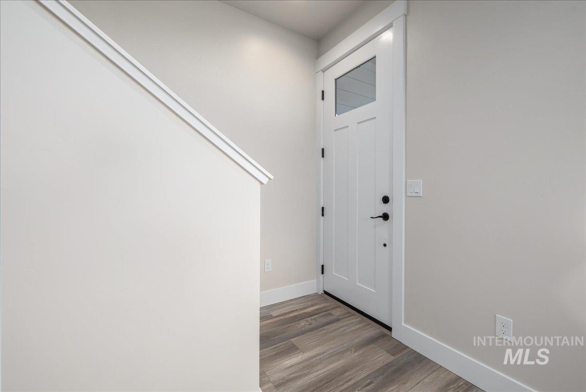 1408 N Cole Cottage Lane, Boise, Idaho 83704, 3 Bedrooms, 2.5 Bathrooms, Residential For Sale, Price $400,000, 98997504