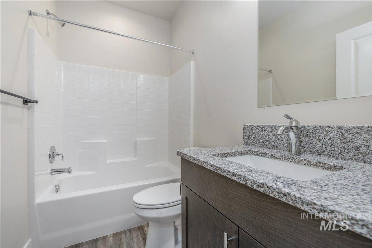 1408 N Cole Cottage Lane, Boise, Idaho 83704, 3 Bedrooms, 2.5 Bathrooms, Residential For Sale, Price $400,000, 98997504
