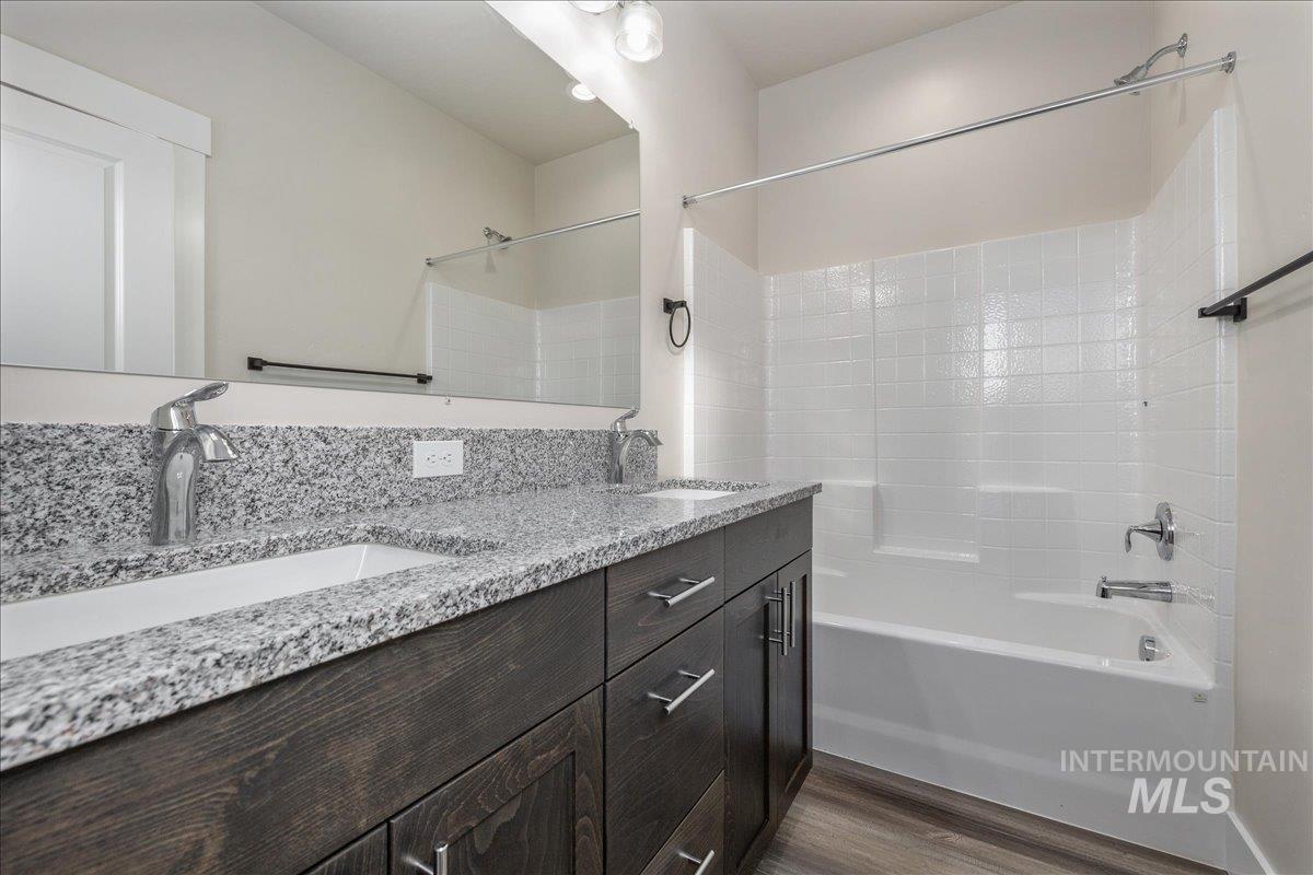 1408 N Cole Cottage Lane, Boise, Idaho 83704, 3 Bedrooms, 2.5 Bathrooms, Residential For Sale, Price $400,000, 98997504