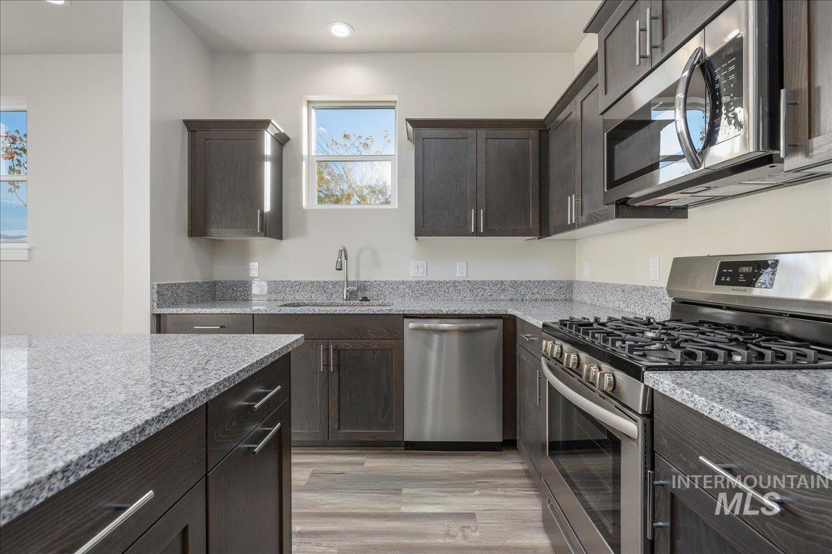 1408 N Cole Cottage Lane, Boise, Idaho 83704, 3 Bedrooms, 2.5 Bathrooms, Residential For Sale, Price $400,000, 98997504