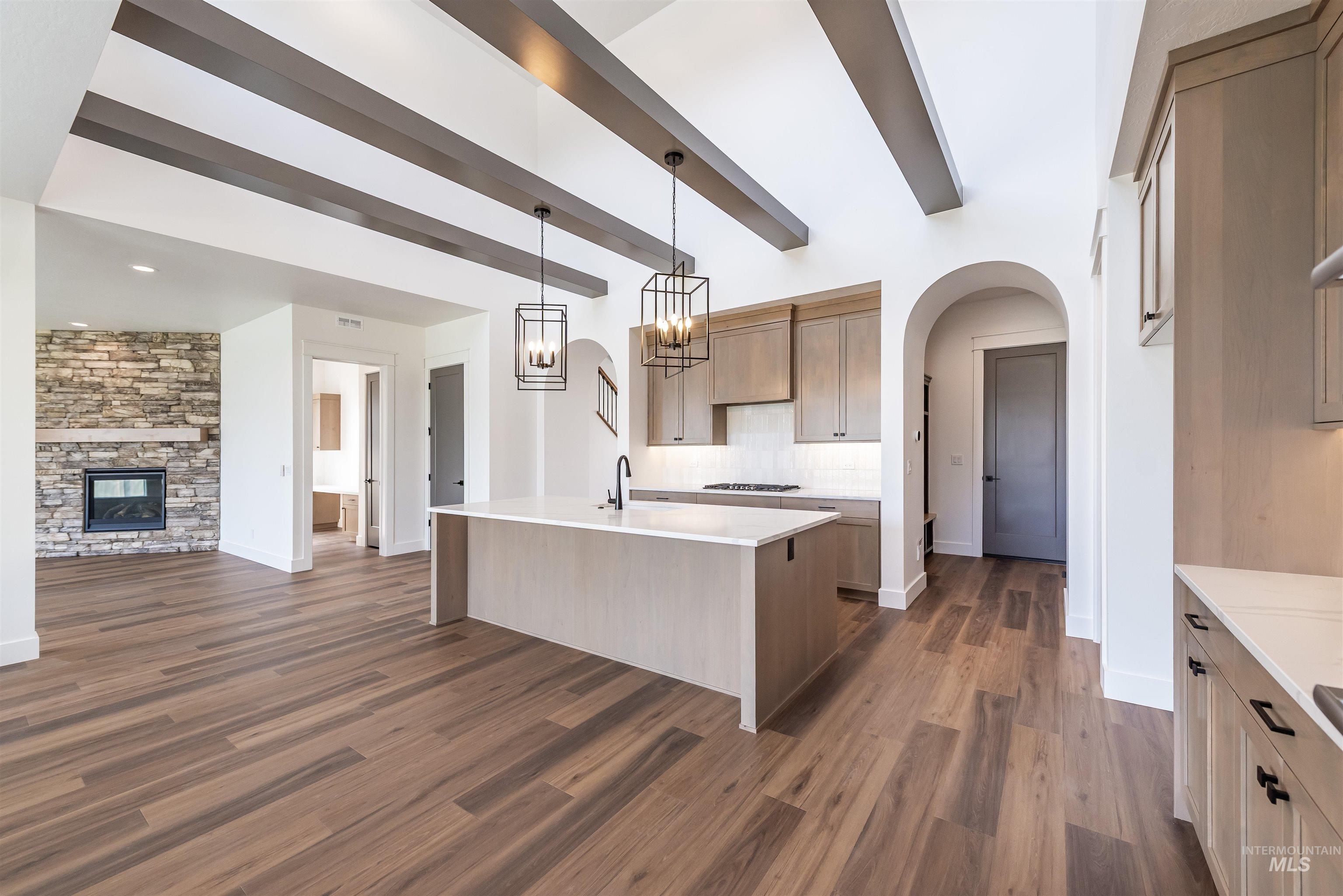 1524 E Rio Chico Ave., Kuna, Idaho 83634, 3 Bedrooms, 2.5 Bathrooms, Residential For Sale, Price $814,900, 98997505
