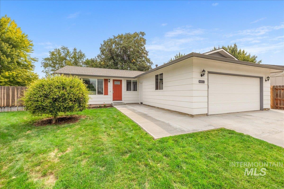 2230 N Constantine, Boise, Idaho 83704, 3 Bedrooms, 2 Bathrooms, Residential For Sale, Price $429,000, 98997506