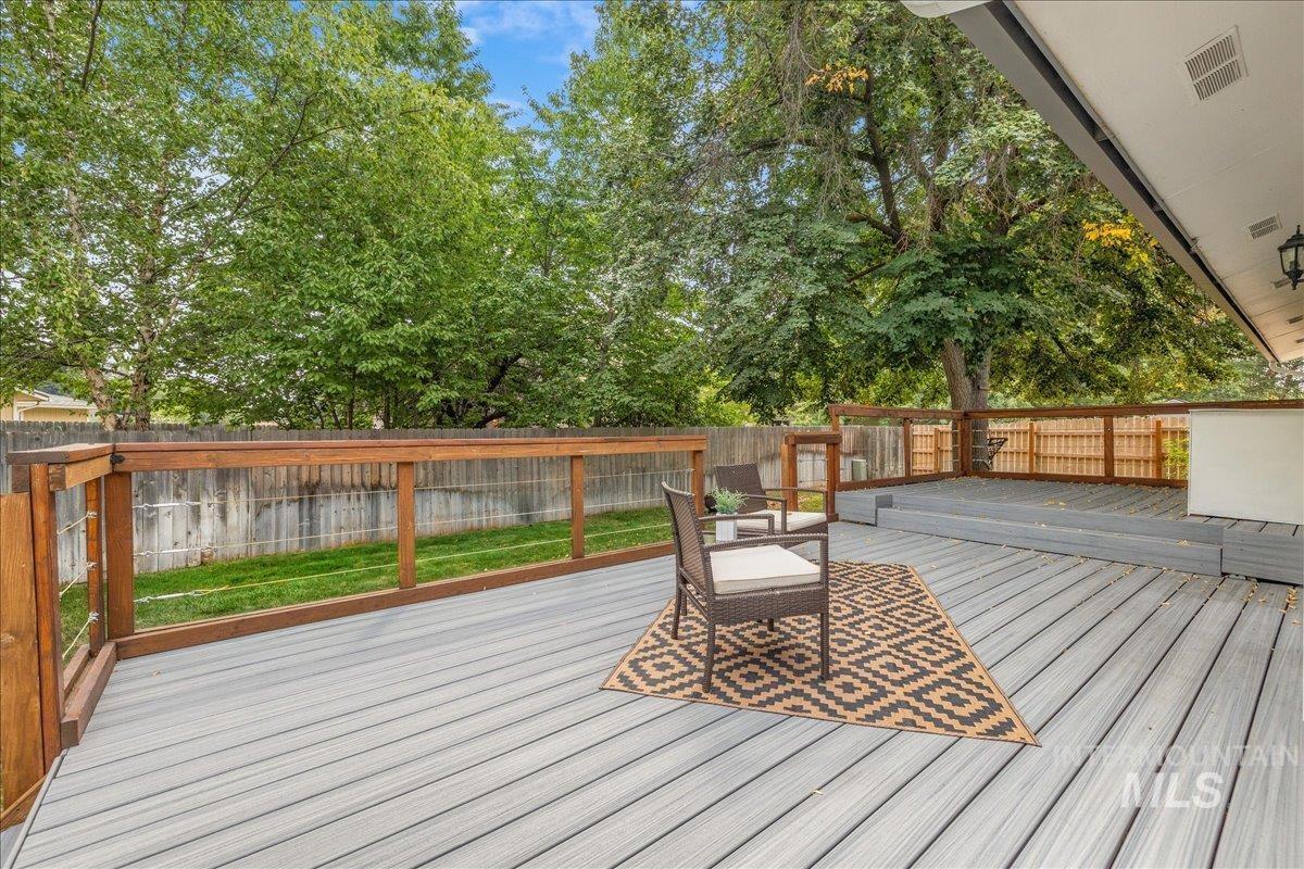 2230 N Constantine, Boise, Idaho 83704, 3 Bedrooms, 2 Bathrooms, Residential For Sale, Price $429,000, 98997506