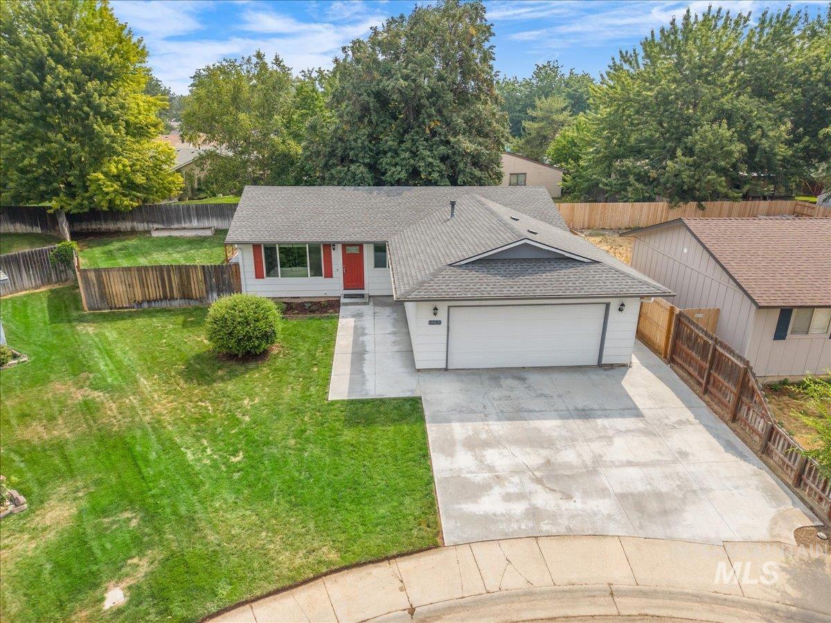 2230 N Constantine, Boise, Idaho 83704, 3 Bedrooms, 2 Bathrooms, Residential For Sale, Price $429,000, 98997506
