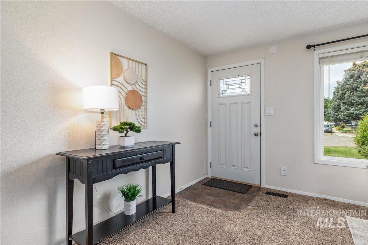2230 N Constantine, Boise, Idaho 83704, 3 Bedrooms, 2 Bathrooms, Residential For Sale, Price $429,000, 98997506