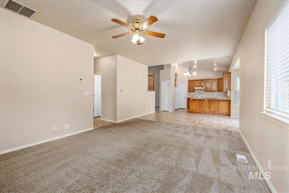 952 E Hawk St, Meridian, Idaho 83646, 3 Bedrooms, 2.5 Bathrooms, Residential For Sale, Price $430,000, 98997507