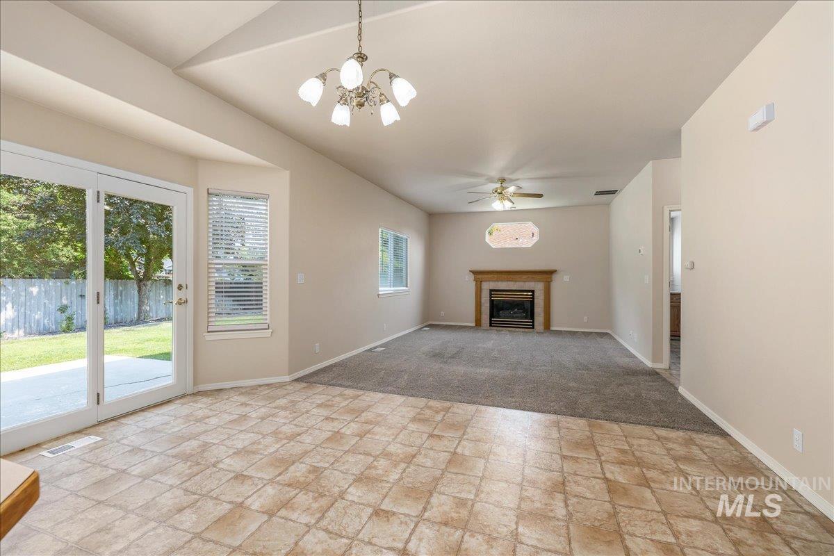 952 E Hawk St, Meridian, Idaho 83646, 3 Bedrooms, 2.5 Bathrooms, Residential For Sale, Price $430,000, 98997507