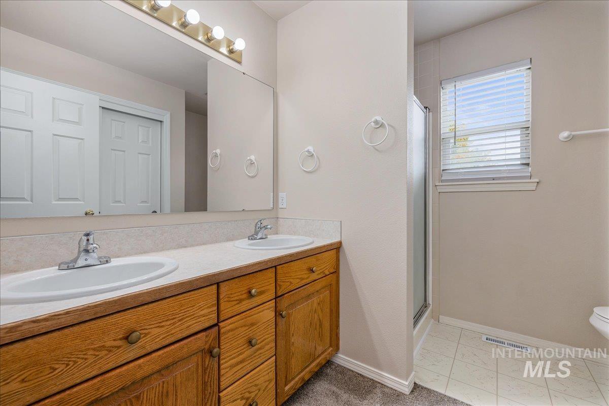 952 E Hawk St, Meridian, Idaho 83646, 3 Bedrooms, 2.5 Bathrooms, Residential For Sale, Price $430,000, 98997507