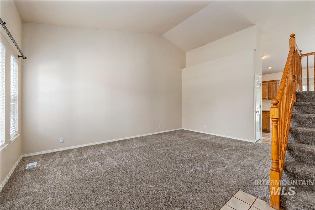 952 E Hawk St, Meridian, Idaho 83646, 3 Bedrooms, 2.5 Bathrooms, Residential For Sale, Price $430,000, 98997507
