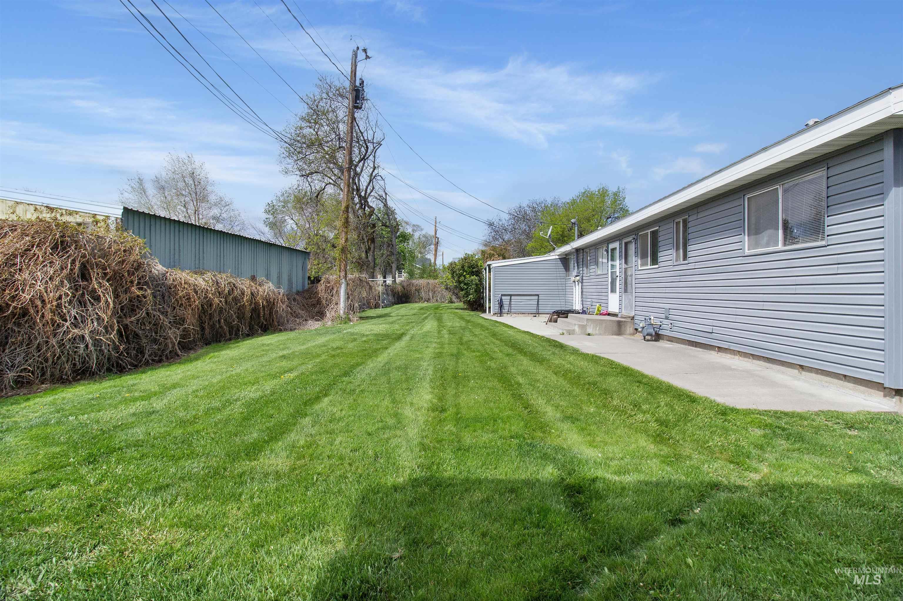 1334 Elmwood Circle, Twin Falls, Idaho 83301, 2 Bedrooms, 1 Bathroom, Residential Income For Sale, Price $769,500,MLS 98997509