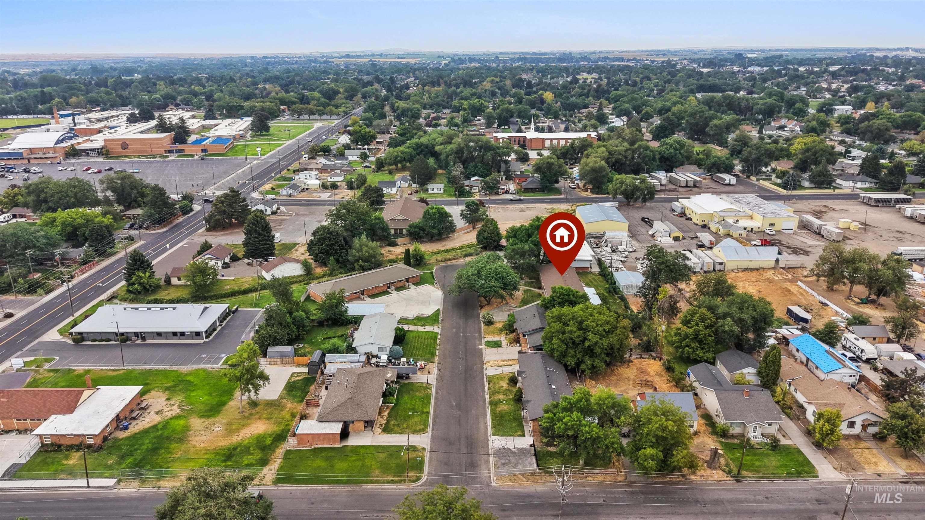 1334 Elmwood Circle, Twin Falls, Idaho 83301, 2 Bedrooms, 1 Bathroom, Residential Income For Sale, Price $769,500,MLS 98997509