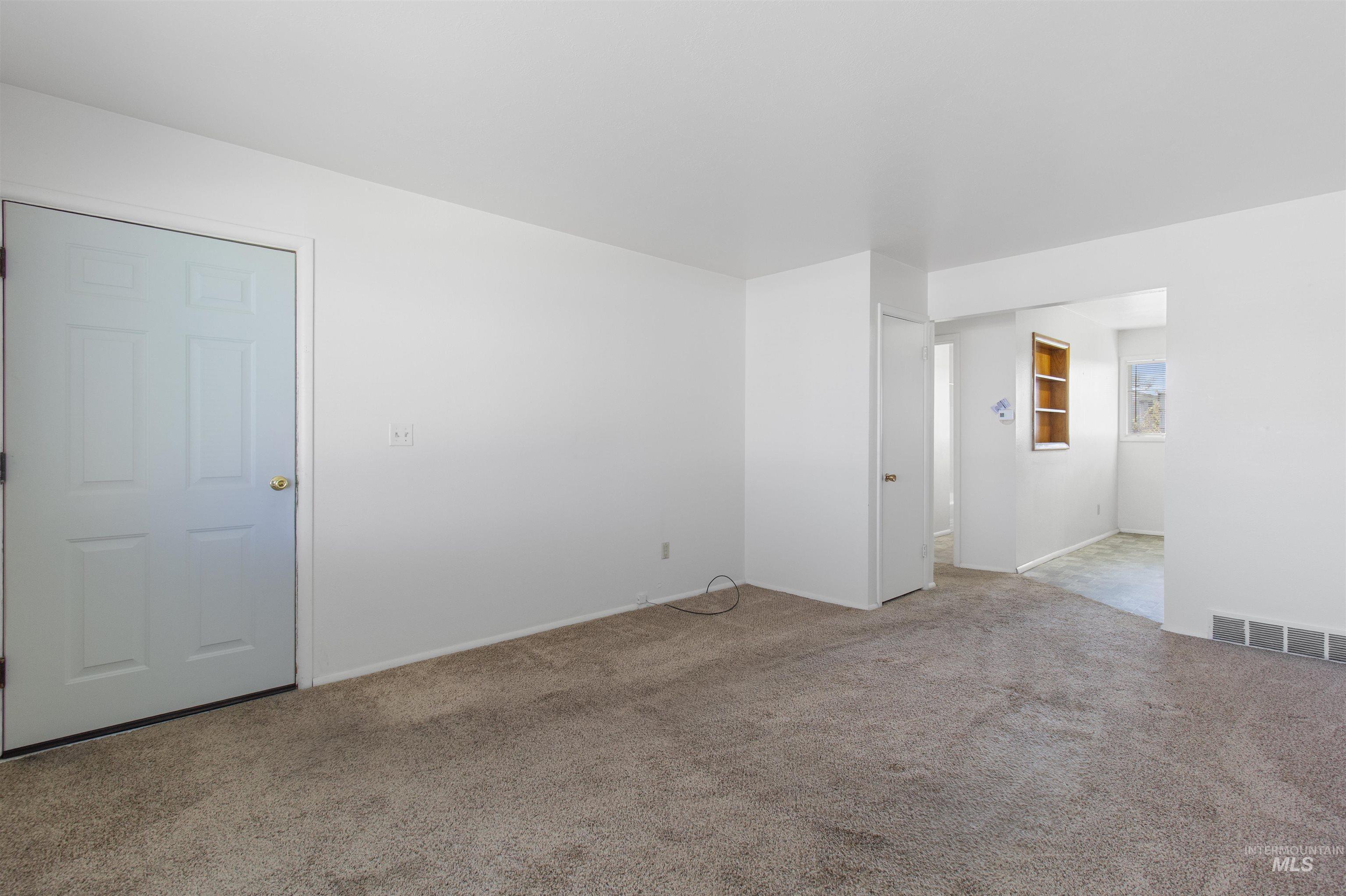 1334 Elmwood Circle, Twin Falls, Idaho 83301, 2 Bedrooms, 1 Bathroom, Residential Income For Sale, Price $769,500,MLS 98997509