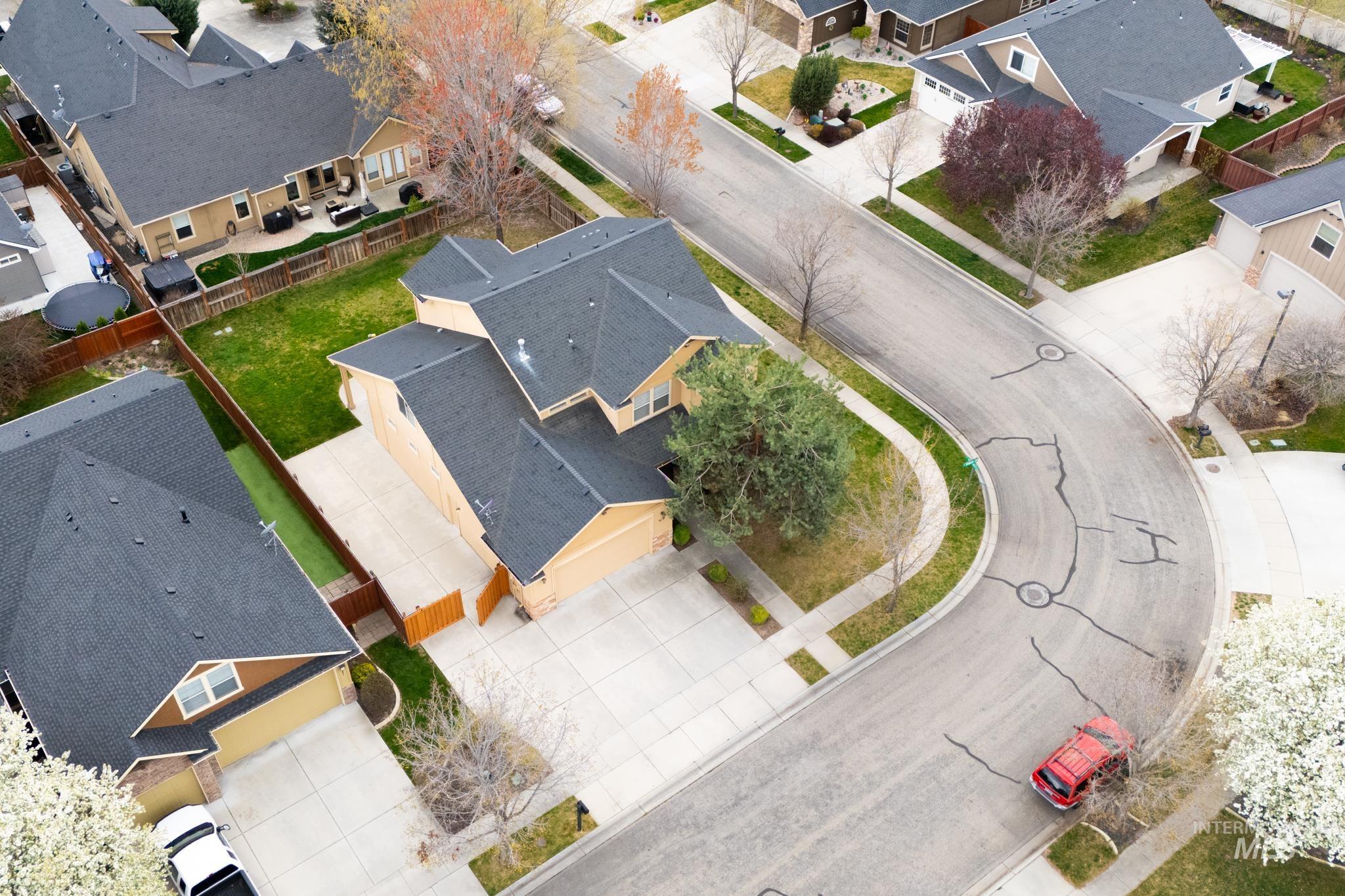 619 E Bonita Canyon, Meridian, Idaho 83642, 5 Bedrooms, 3 Bathrooms, Residential For Sale, Price $678,000,MLS 98997510