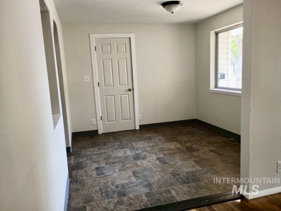 6428 W Kirkwood Rd, Boise, Idaho 83709, 3 Bedrooms, 1.5 Bathrooms, Residential For Sale, Price $385,000, 98997512