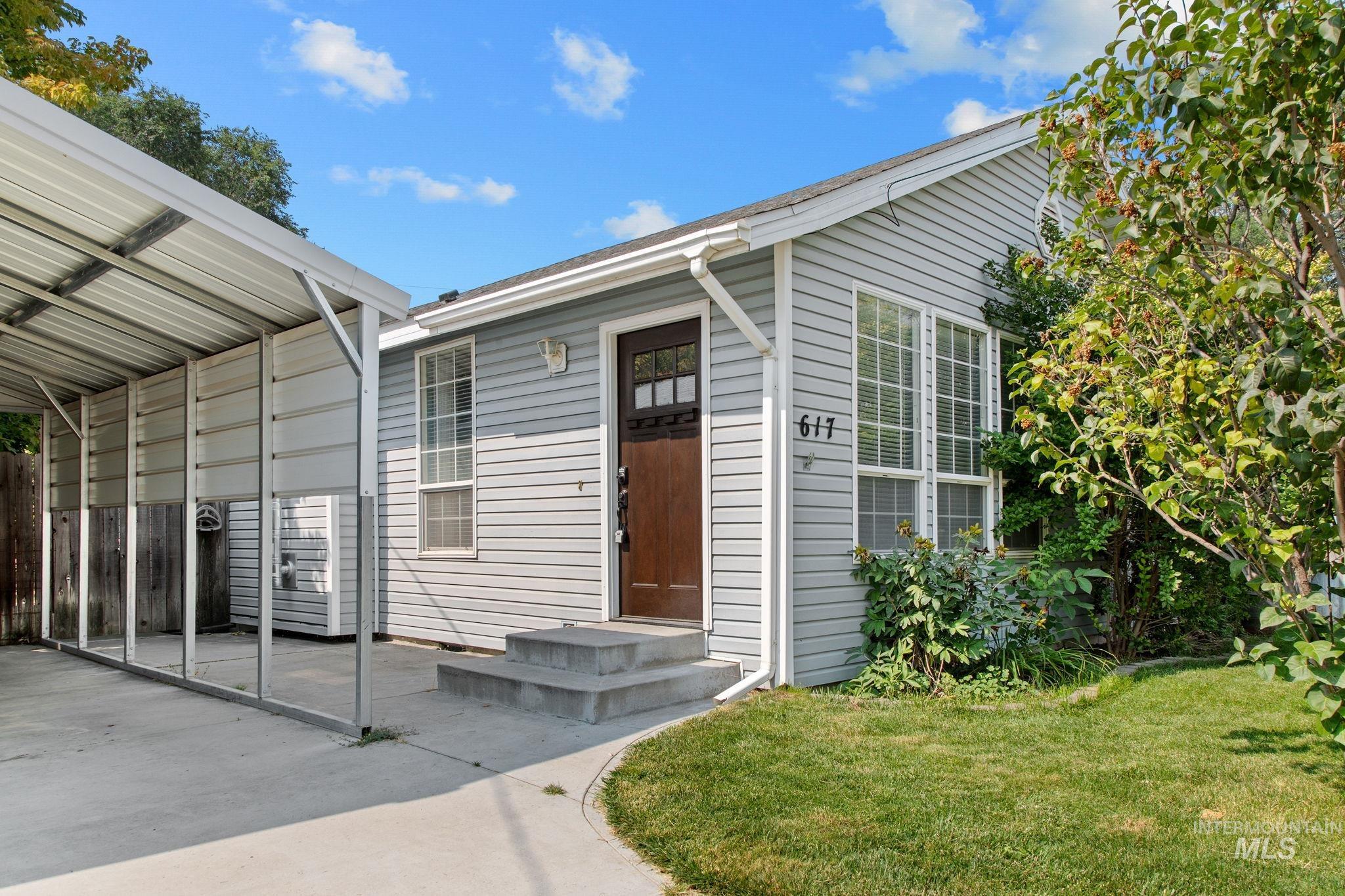 617 Lake Lowell, Nampa, Idaho 83686, 3 Bedrooms, 2 Bathrooms, Residential For Sale, Price $379,000, 98997514