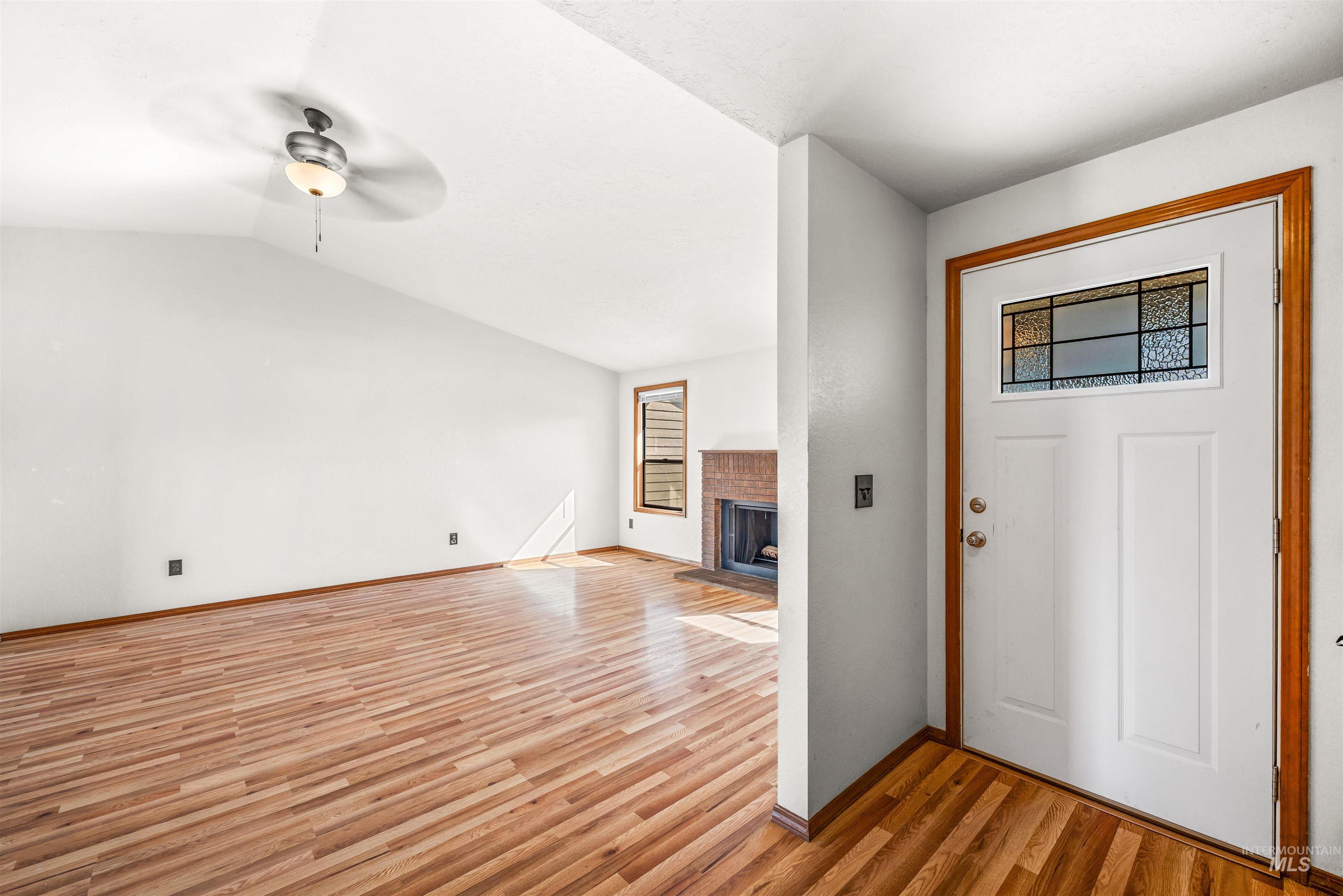 300 Meadowbrook Dr, Nampa, Idaho 83686, 3 Bedrooms, 2 Bathrooms, Residential For Sale, Price $364,900,MLS 98997515