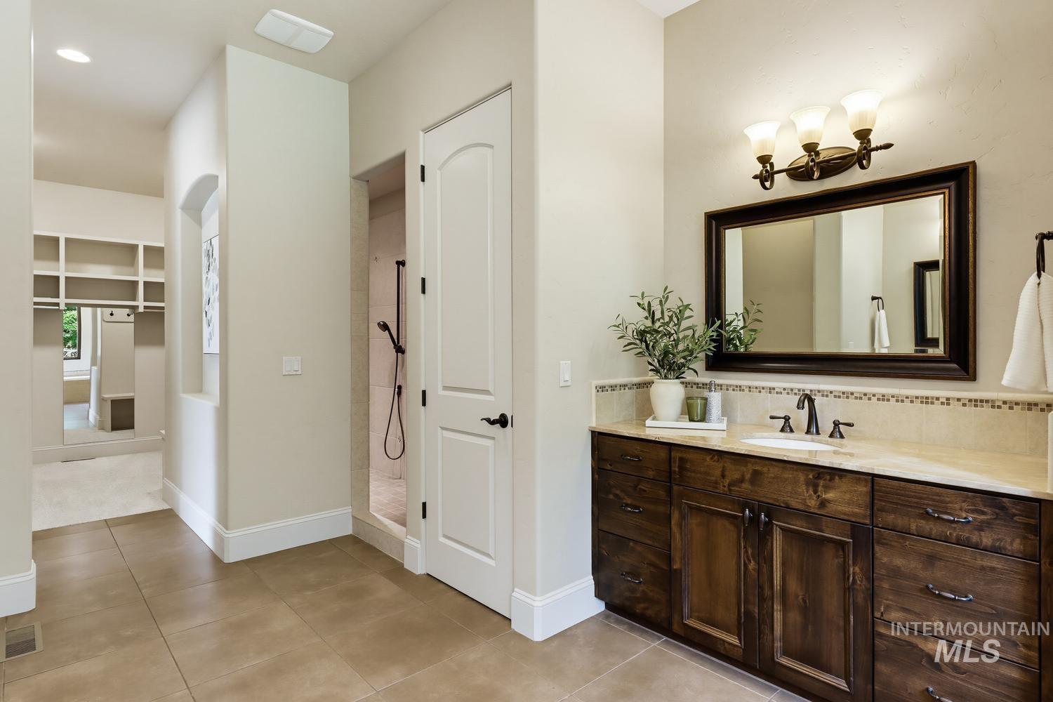 928 W Oceano Bello, Eagle, Idaho 83616, 3 Bedrooms, 3 Bathrooms, Residential For Sale, Price $1,695,000, 98997516