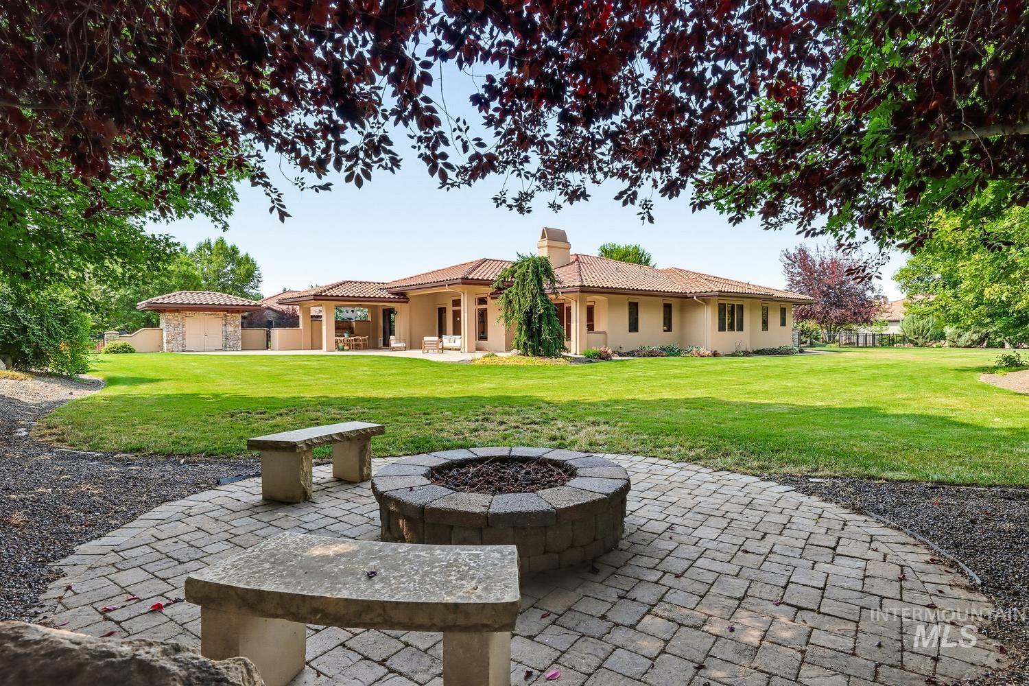 928 W Oceano Bello, Eagle, Idaho 83616, 3 Bedrooms, 3 Bathrooms, Residential For Sale, Price $1,695,000, 98997516