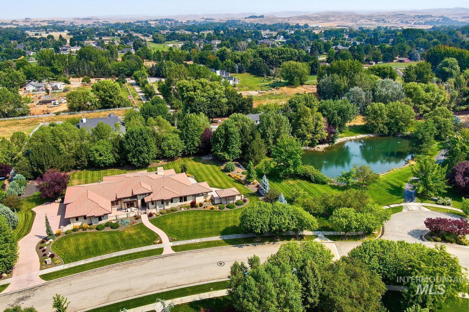 928 W Oceano Bello, Eagle, Idaho 83616, 3 Bedrooms, 3 Bathrooms, Residential For Sale, Price $1,695,000, 98997516