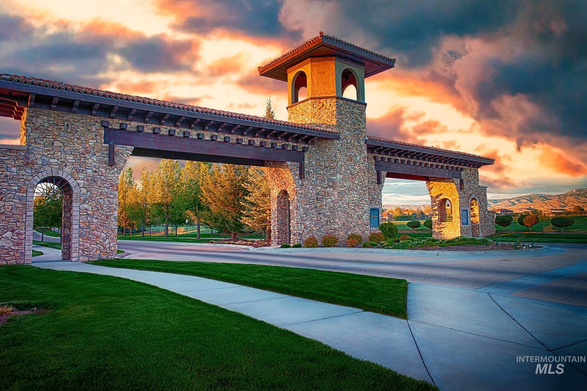 928 W Oceano Bello, Eagle, Idaho 83616, 3 Bedrooms, 3 Bathrooms, Residential For Sale, Price $1,695,000, 98997516