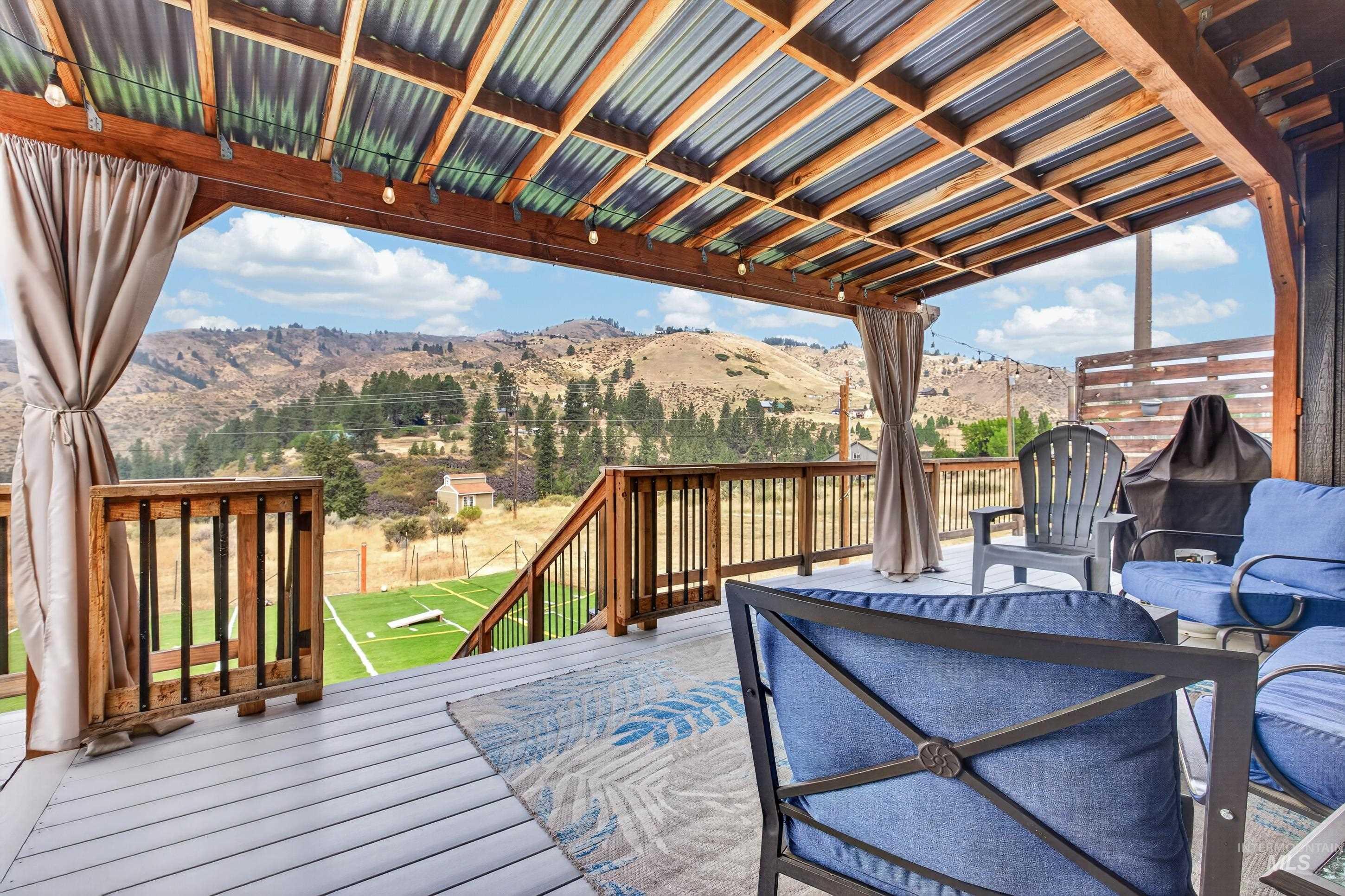 132 Mores Creek Rim Rd, Boise, Idaho 83716, 5 Bedrooms, 2.5 Bathrooms, Residential For Sale, Price $899,900, 98997518