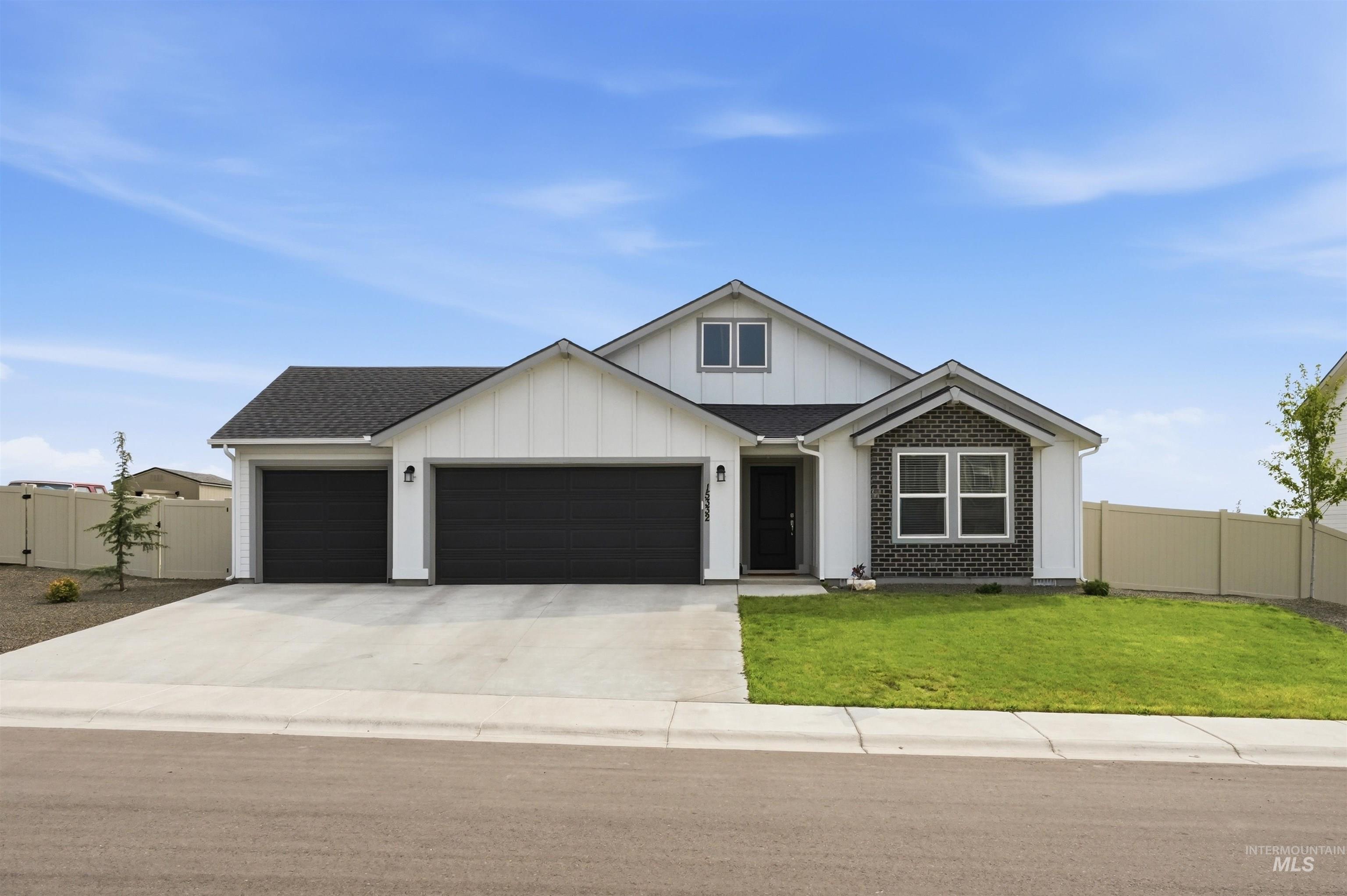 15332 Arcus Way, Caldwell, Idaho 83607, 3 Bedrooms, 2 Bathrooms, Residential For Sale, Price $460,000, 98997522