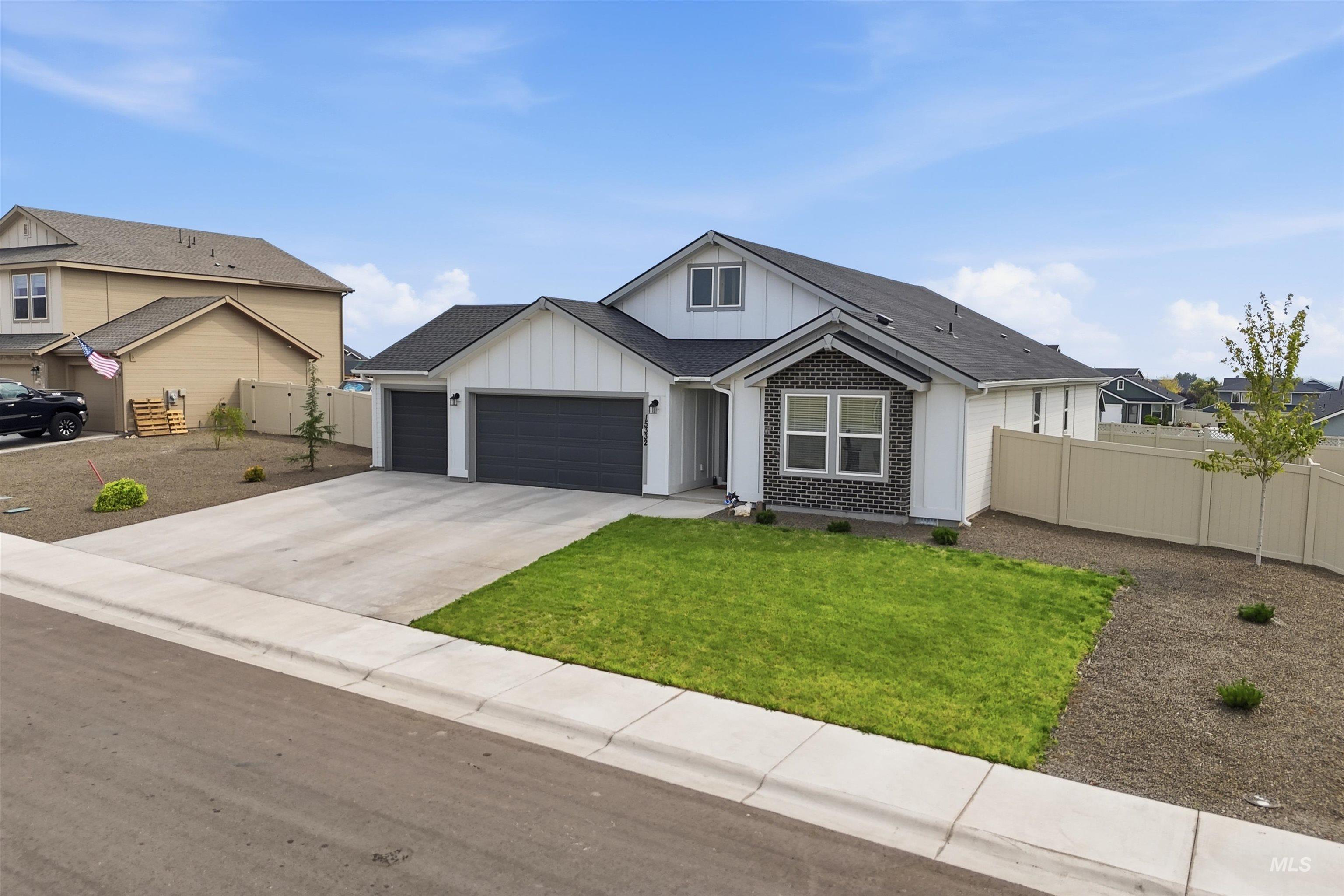 15332 Arcus Way, Caldwell, Idaho 83607, 3 Bedrooms, 2 Bathrooms, Residential For Sale, Price $460,000, 98997522